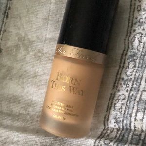 Too Faced Born This Way foundation in Vanilla